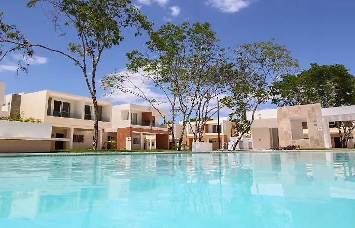 Selvanova By Teamoplaya Hotel 4*